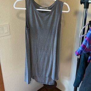 Grey athleta top small